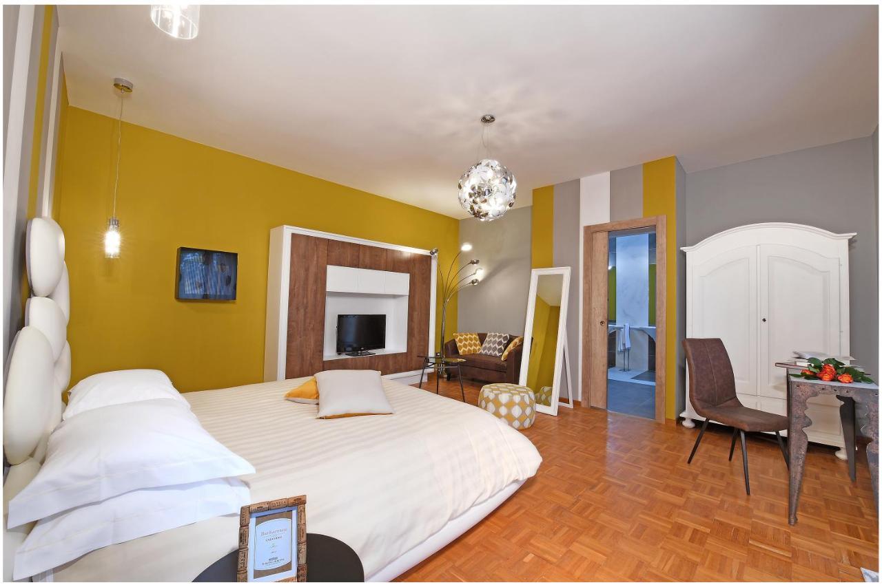 Panoramic Villa Garassino - Country Rooms And Fine Restaurant Treiso Exterior foto