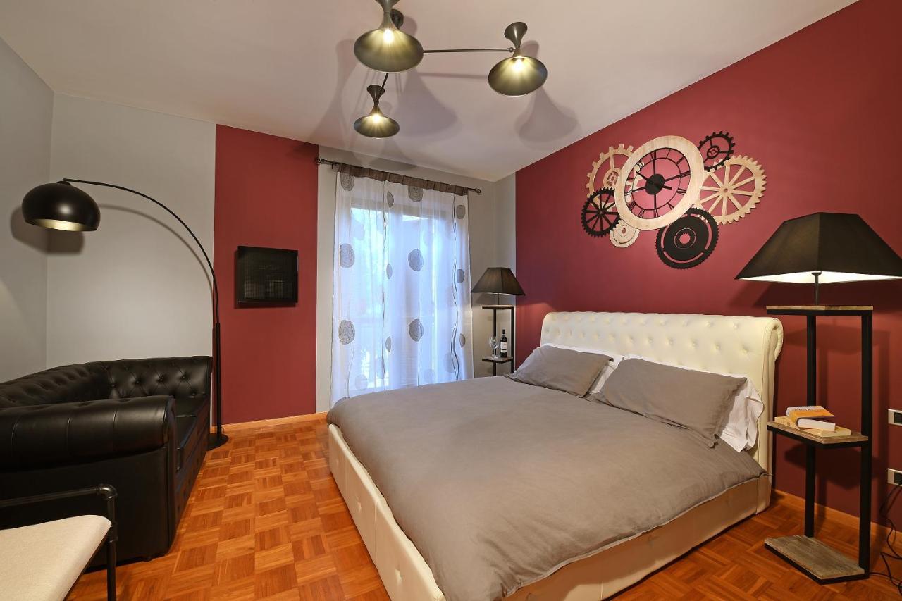 Panoramic Villa Garassino - Country Rooms And Fine Restaurant Treiso Exterior foto