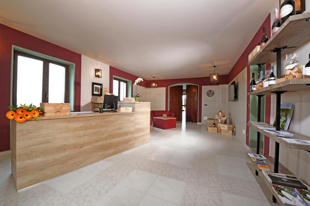 Panoramic Villa Garassino - Country Rooms And Fine Restaurant Treiso Exterior foto